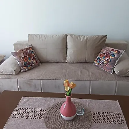 Stan Na Dan I Sprat Apartment
