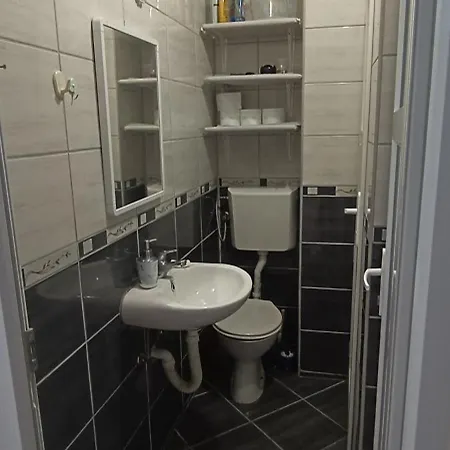 Stan Na Dan I Sprat Apartment